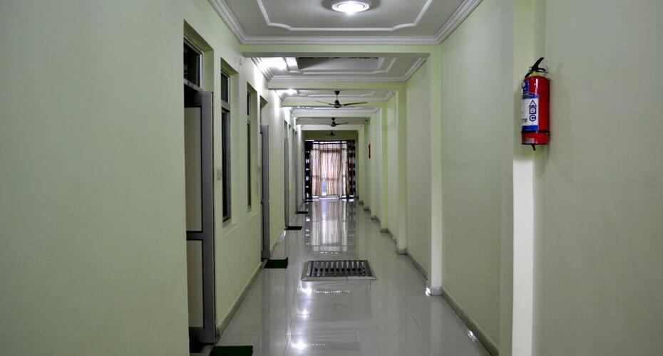Hotel Rama Palace, Hardoi 5